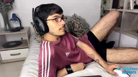 Snapshot of ilytheo chatting on February 25, 2:47 am Theo --- OnlyFans stxrcorx online show from February 25, 2:47 am