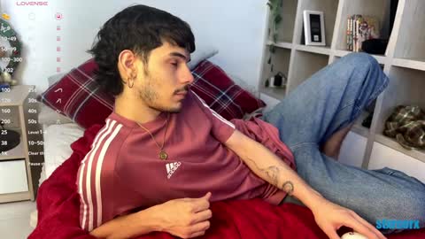 Snapshot of ilytheo chatting on December 27, 1:50 pm Theo --- OnlyFans stxrcorx online show from December 27, 1:50 pm