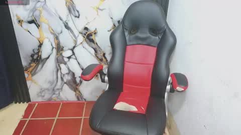 im_david01 online show from January 6, 2:32 pm