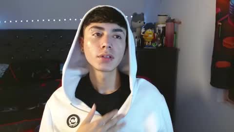 im_juanda online show from December 16, 10:34 pm