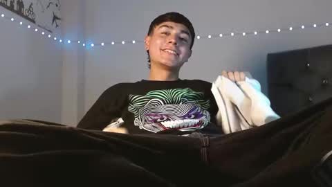 im_juanda online show from February 6, 8:23 pm