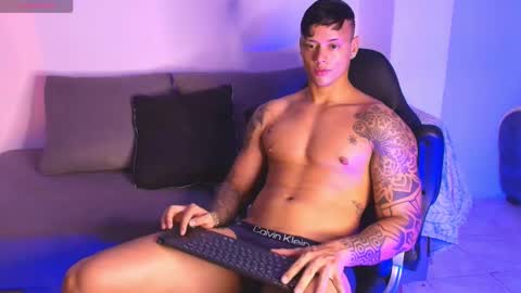 imconor online show from September 17, 11:50 pm