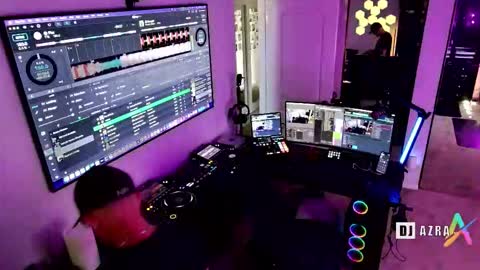 DJ Azra online show from October 17, 9:30 pm