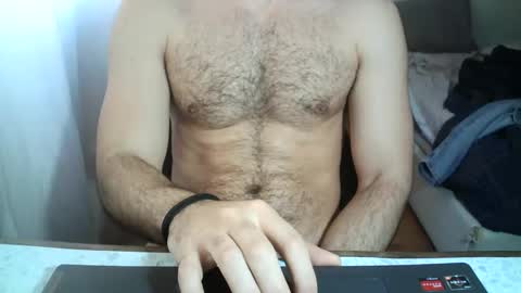 Snapshot of imfranky10 chatting on February 11, 11:21 am frank online show from February 11, 11:21 am