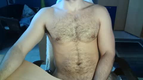 Snapshot of imfranky10 chatting on December 19, 10:13 am frank online show from December 19, 10:13 am