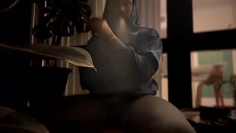 imlightskn online show from March 10, 10:28 am