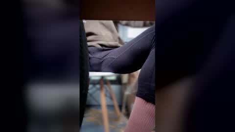 imlightskn online show from December 17, 8:59 pm