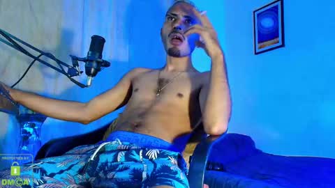 Snapshot of imyourg0d chatting on September 14, 8:55 pm Daniel   thumb up me please its important Im new INDEPENDENT MODEL online show from September 14, 8:55 pm