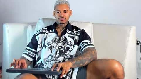 Jacobo online show from February 1, 7:12 pm