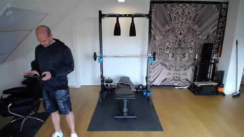 insanemaxxx online show from December 13, 9:47 am