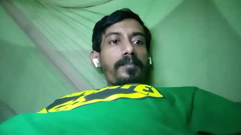 interne8famous online show from October 31, 12:19 pm