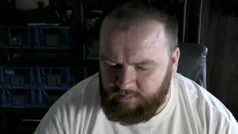 twitter theirishman205 online show from December 26, 11:54 am