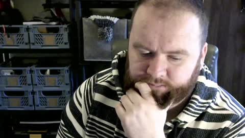 twitter theirishman205 online show from December 24, 10:55 am