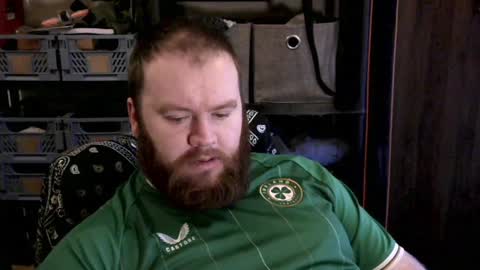 twitter theirishman205 online show from January 24, 8:44 am