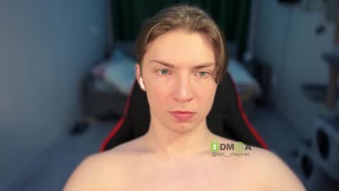 Snapshot of iron__chapman chatting on January 25, 8:53 pm Iron online show from January 25, 8:53 pm