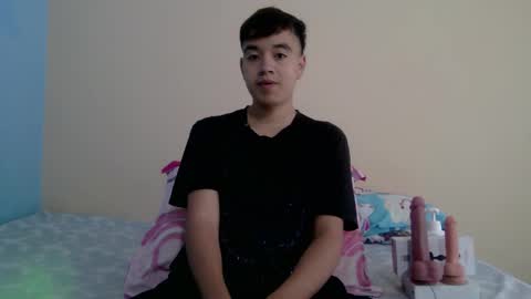 irondante01 online show from March 16, 12:09 pm