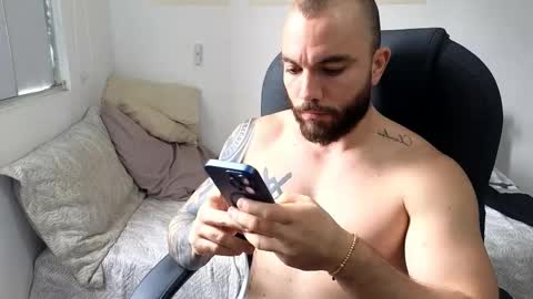 Isaac carter online show from February 8, 8:02 pm