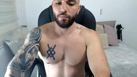 Isaac carter online show from January 31, 10:19 pm