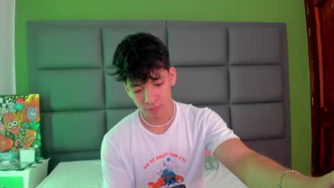 isaac_cryston online show from February 13, 7:52 pm