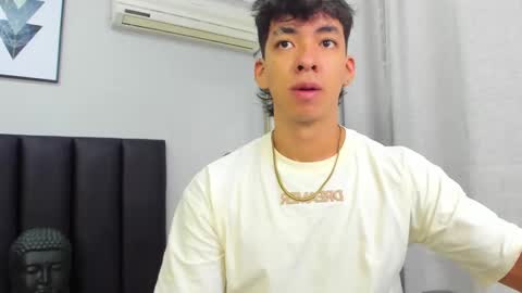 isaac_cryston online show from February 10, 1:01 pm