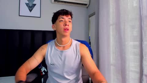 isaac_cryston online show from March 1, 7:37 pm