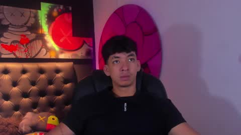 isaac_cryston online show from September 17, 8:21 pm