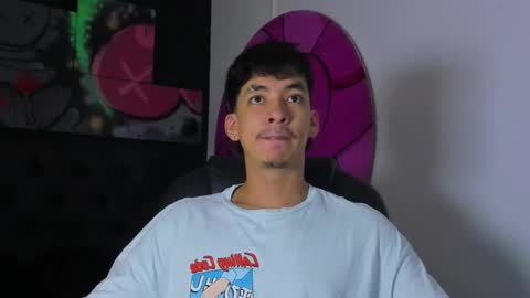 isaac_cryston online show from November 4, 7:48 pm