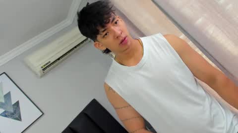 isaac_cryston online show from February 7, 3:08 pm