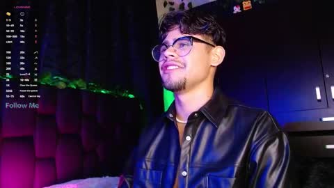 Isaac Saenz. online show from December 17, 12:23 am