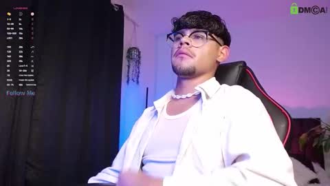 Isaac Saenz. online show from September 12, 1:16 am