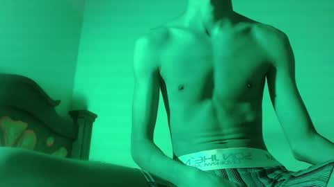 isaac online show from February 2, 2:27 am