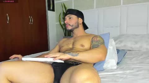 Isaac Surez online show from July 23, 12:24 pm