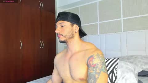 Isaac Surez online show from July 1, 11:55 am