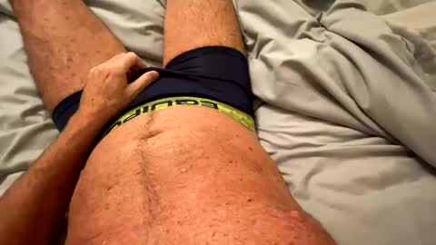 isemencum18 online show from December 2, 12:38 pm