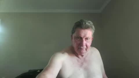 Snapshot of island625103 chatting on September 12, 8:31 pm island625103 online show from September 12, 8:31 pm