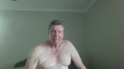 Snapshot of island625103 chatting on September 30, 7:28 pm island625103 online show from September 30, 7:28 pm