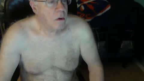 islesman22 online show from February 10, 10:20 am