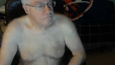 islesman22 online show from December 10, 10:38 am