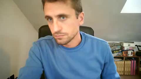 italiano116116 online show from November 1, 2:32 pm