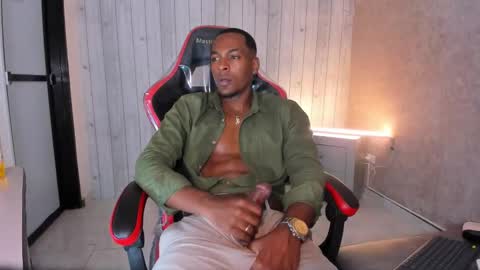 itanxfor online show from November 6, 1:36 pm