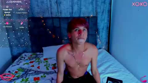 ithan_kingtwin online show from July 15, 8:48 pm