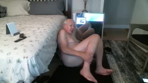 itsmehere2022 online show from October 5, 6:23 pm