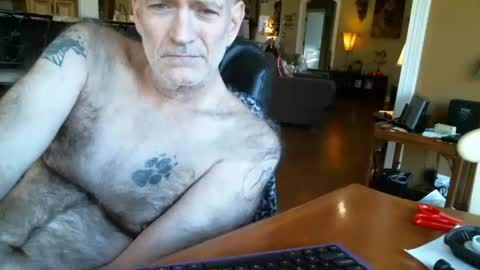 itsxxxtc online show from December 11, 6:05 pm