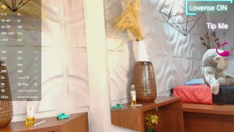 itszairen online show from April 5, 3:36 am