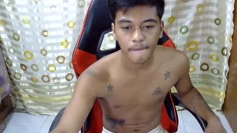 Jhonfred online show from March 7, 1:09 pm