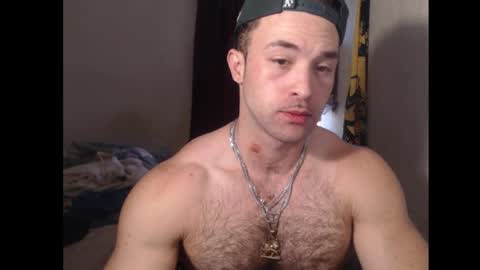 izak144 online show from March 2, 12:31 am