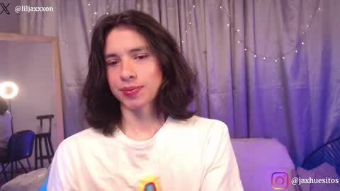 Hey im Jaxxxon check my info     online show from April 27, 11:29 am