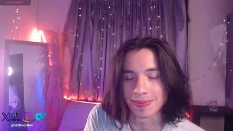 Hey im Jaxxxon check my info     online show from January 19, 10:50 am