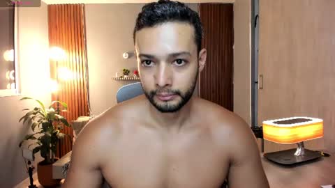 Calix  Independient model Insta and twt Calixsnake online show from June 12, 9:01 pm