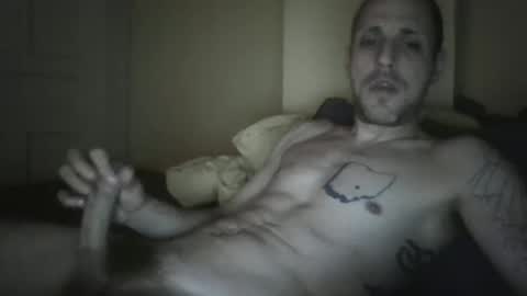 Snapshot of j_lion85 chatting on February 24, 10:14 pm j_lion85 online show from February 24, 10:14 pm